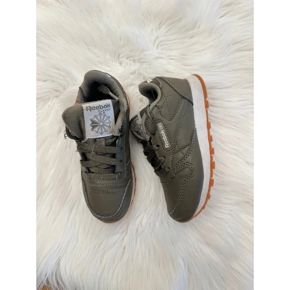 Reebok green sneakers size‎ 11 GUC